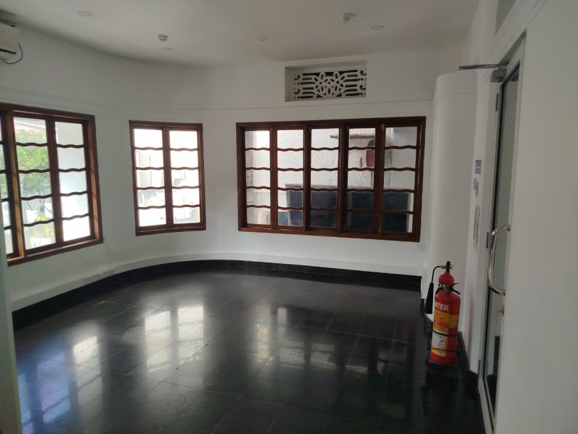 Commercial Building for Lease in Colombo 07-2