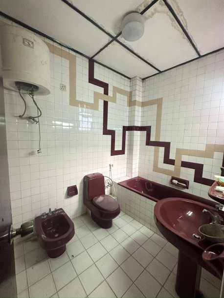 Prime Land with House for Sale – Cotta Road, Borella-5