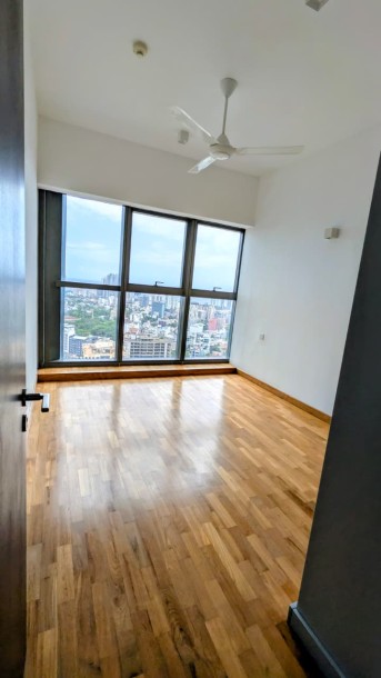 2BR Apartment for Sale in Luna Tower, Union Place, Colombo 02 | Price: LKR 85,000,000 (Negotiable)-4