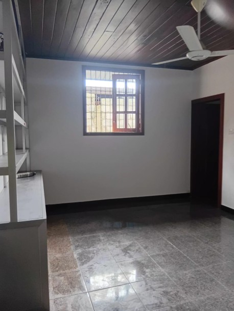 Brand New 4BR House for Sale in Battaramulla | LKR 72.5 Mn (HS4724)-11