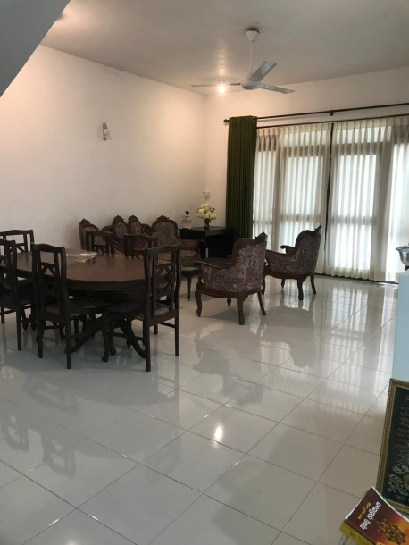 10 Perch 3BR Two-Storey House for Sale in Malabe | LKR 41 Mn (HS4720)-6