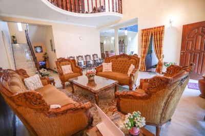 5BR House for Sale in Pelawatta, Battaramulla | LKR 75 Million (HS4713)-2