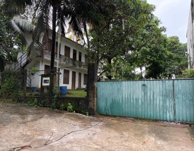 Land with 6-Room House for Sale in Malabe | LKR 39 Million (LA4714)-3