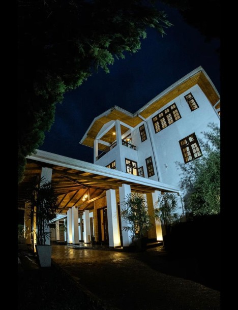 Luxury Villa for Rent in Kandy | LKR 425,000/Month (VL4710)-3