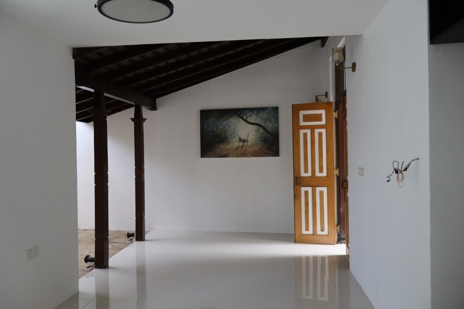 5BR House for Rent in Boralesgamuwa | LKR 275,000/Month (HS4727)-17