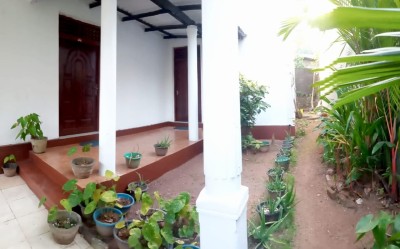 12 Perch 4BR House for Sale in Malabe | LKR 29 Million (HS4718)-3