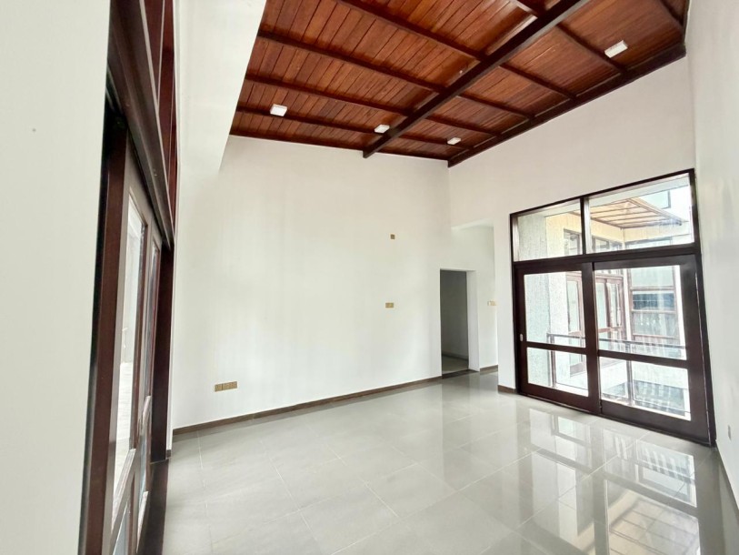10 Perch Brand New 5BR House for Sale in Kaduwela | LKR 56 Mn (HS4721)-8