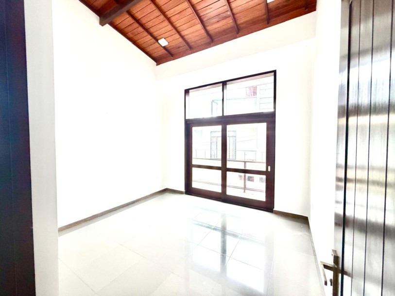 10 Perch Brand New 5BR House for Sale in Kaduwela | LKR 56 Mn (HS4721)-7