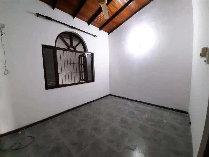 3 Bedroom House for Rent in Nawala | LKR 240,000/Month (HS4752)-4