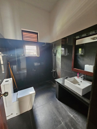 4 Bedroom House for Sale in Thalawathugoda | LKR 75 Million (HS4759)-7