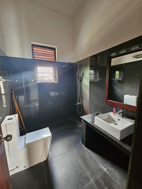 4 Bedroom House for Sale in Thalawathugoda | LKR 75 Million (HS4759)-7