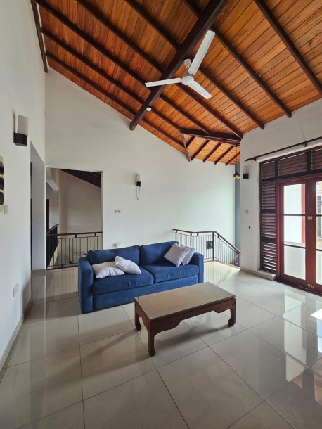 4 Bedroom House for Sale in Thalawathugoda | LKR 75 Million (HS4759)-5