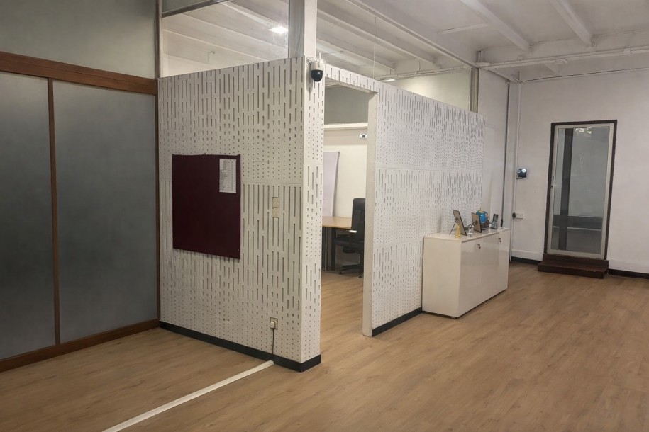 Commercial Space for Rent at Stratford Avenue, Colombo 06 | Monthly Rent LKR 300,000 (CP4675)-1