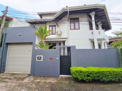 5 Bedroom Luxury House for Sale in Pannipitiya | LKR 48 Million (HS4755)-4