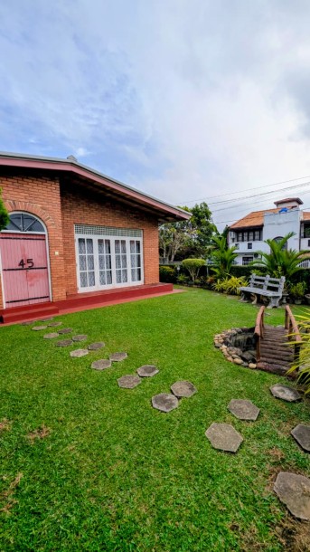 Single-Story House for Sale in Nugegoda | Investment LKR 98 Million (Negotiable) (HS4756)-5