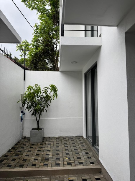 4BR 3-Storey House for Rent in Malabe | LKR 300,000 per Month (HS4773)-8