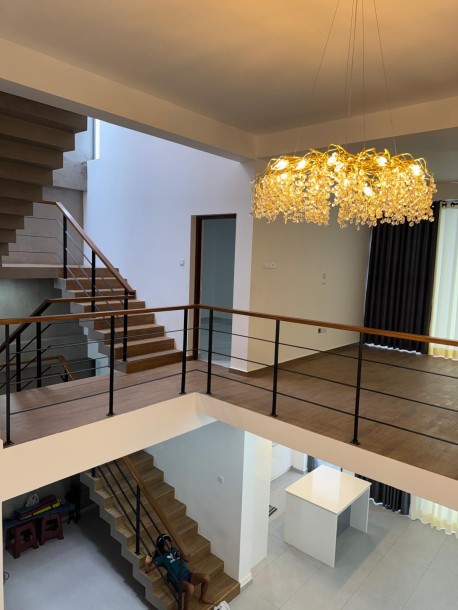 4BR 3-Storey House for Rent in Malabe | LKR 300,000 per Month (HS4773)-2