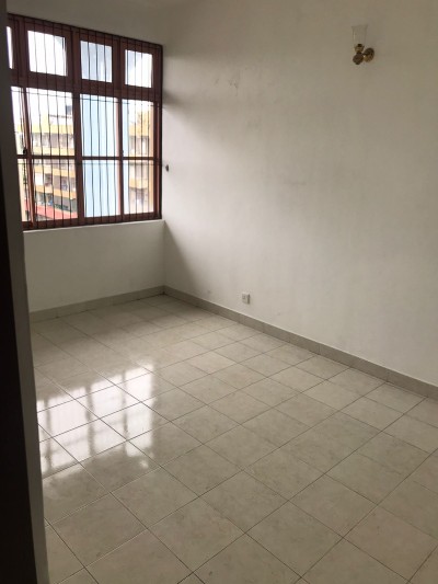 2BR Duplex Apartment for Sale at Park Residence, Colombo 05 | Investment LKR 32 Million (AP4764)
