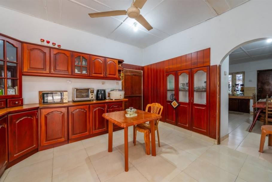 6BR House for Sale in Kohuwala, Nugegoda | LKR 150 Mn (HS4775)-10