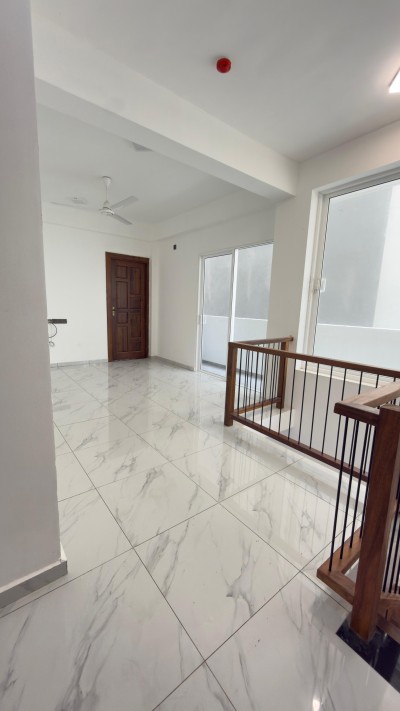 4BR Duplex Apartment for Sale in Wellawatte, Colombo 06 | Investment LKR 110.5 Million (AP4819)-8