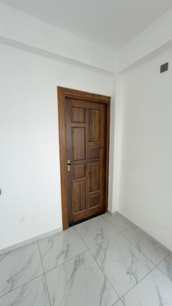 4BR Duplex Apartment for Sale in Wellawatte, Colombo 06 | Investment LKR 110.5 Million (AP4819)-5