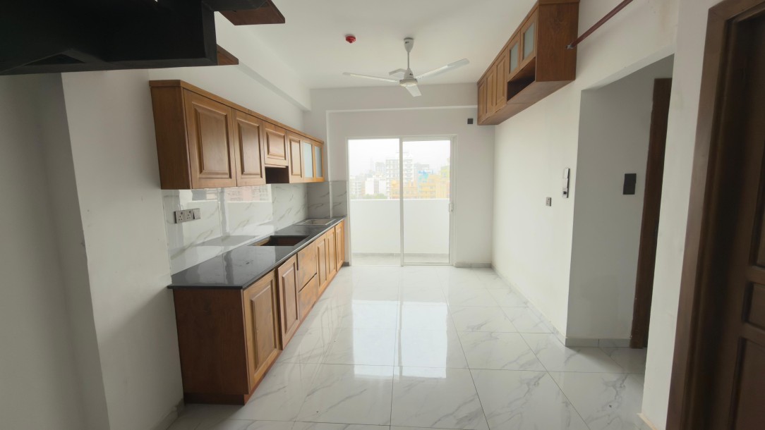 4BR Duplex Apartment for Sale in Wellawatte, Colombo 06 | Investment LKR 110.5 Million (AP4819)-3
