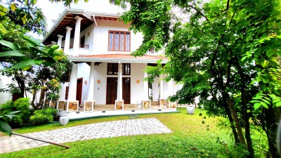 Super Luxury House for Sale in Nugegoda | LKR 220 Million (HS4803)