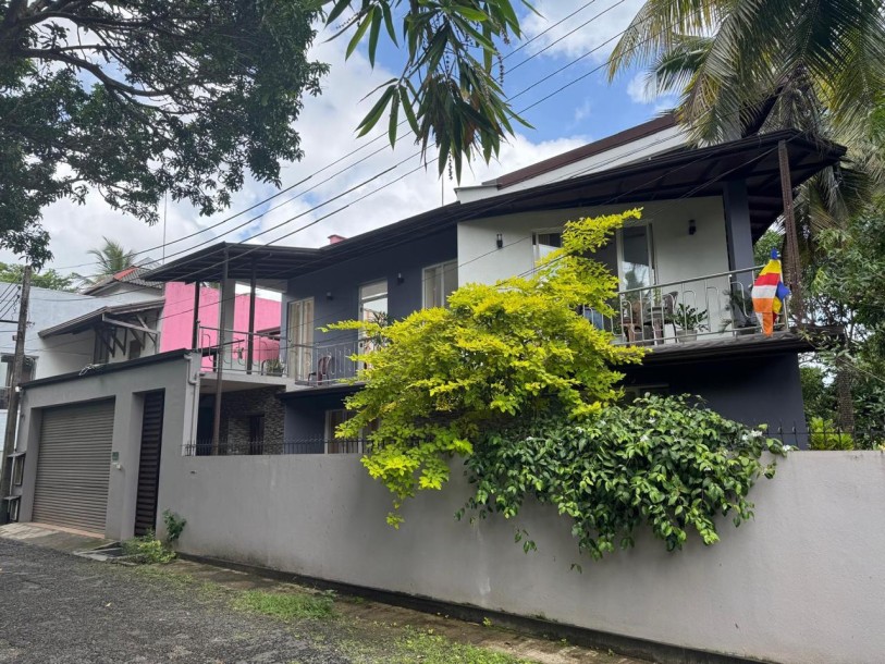 5BR House for Sale in Thalawathugoda | LKR 110 Mn(HS4793)-1