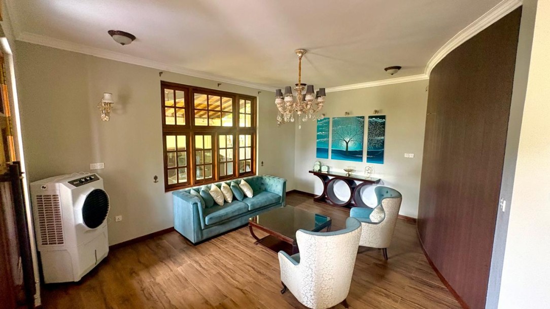 Luxury 3-Storey House for Sale in Makola | LKR 320 Million (HS4806)-9