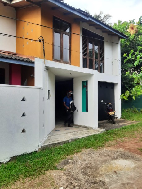 3BR House for Sale in Gonawala, Kelaniya | LKR 35 Million (HS4905)-1