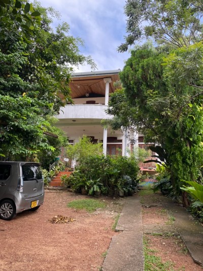 5BR House for Sale in Wijerama, Nugegoda | LKR 125 Million (HS4928)