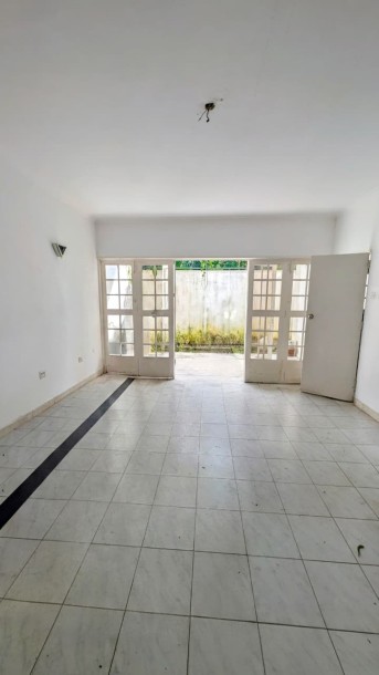 3BR Unfurnished House for Rent in Colombo 07 | LKR 580,000 per Month (HS4920)-1