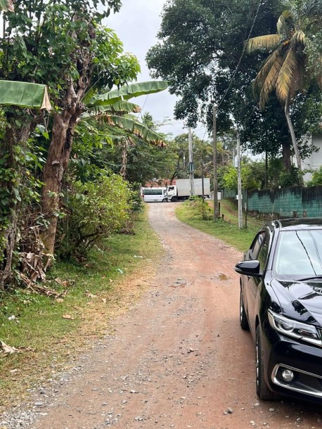 Bare Land for Sale in Attidiya, Mount Lavinia | LKR 3.2 Million Per Perch (LA4936)-5