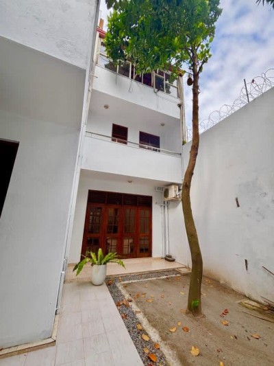 Commercial / Office Space for Rent in Thalawathugoda | LKR 800,000 Per Month (CP4927)-23
