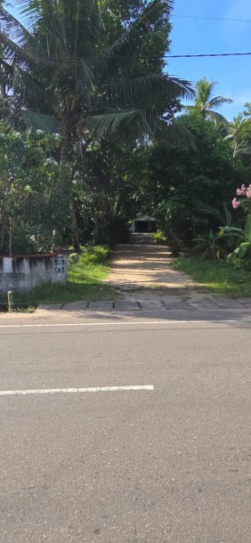 142 Perch Prime Investment Property for Sale in Palugahawela | LKR 600,000 Per Perch (Negotiable) (LA4923)-1