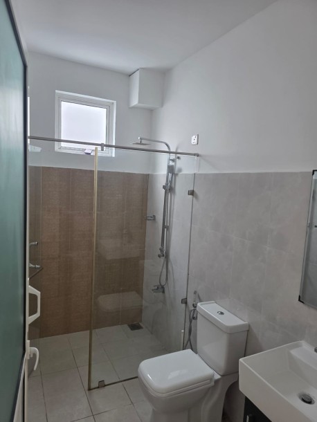 4BR Modern House for Sale in Kesbewa | LKR 35 Million (HS4945)-16
