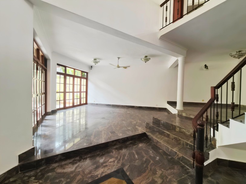 4 Bedroom Architect-Designed House for Sale in Rajagiriya | LKR 198 Million Negotiable (HS4985)-3