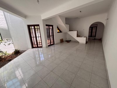 6BR House with Annex for Sale in Attidiya, Dehiwala | LKR 65 Million (HS4989)-2