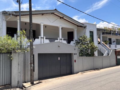 6BR House with Annex for Sale in Attidiya, Dehiwala | LKR 65 Million (HS4989)