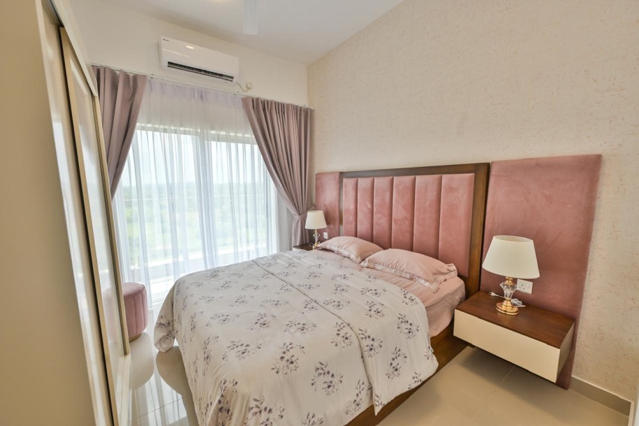 2-Bedroom Furnished Apartment for Sale at Canterbury Golf View | LKR 46 Million (AP5014)-5