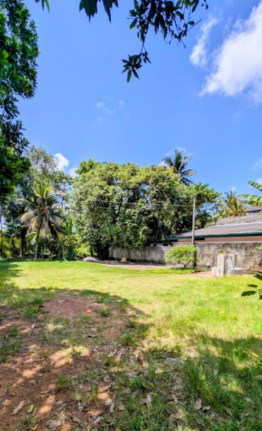 20 Perch Waterfront Land for Sale in Nawala | LKR 120 Million (Negotiable) (LA5018)-1