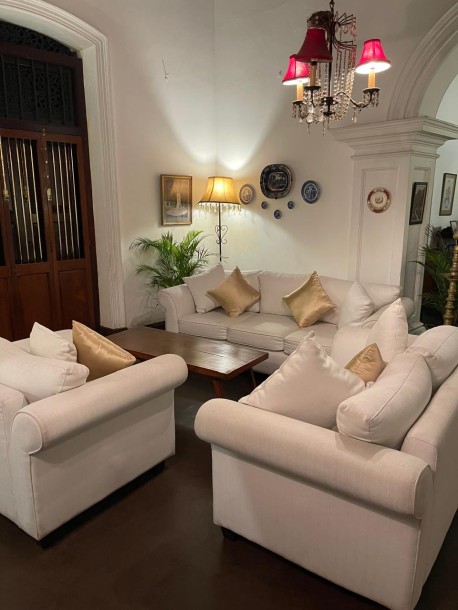 Antique Colonial Villa for Sale in Colombo 07 | Investment LKR 950 Million (VL5010)-1