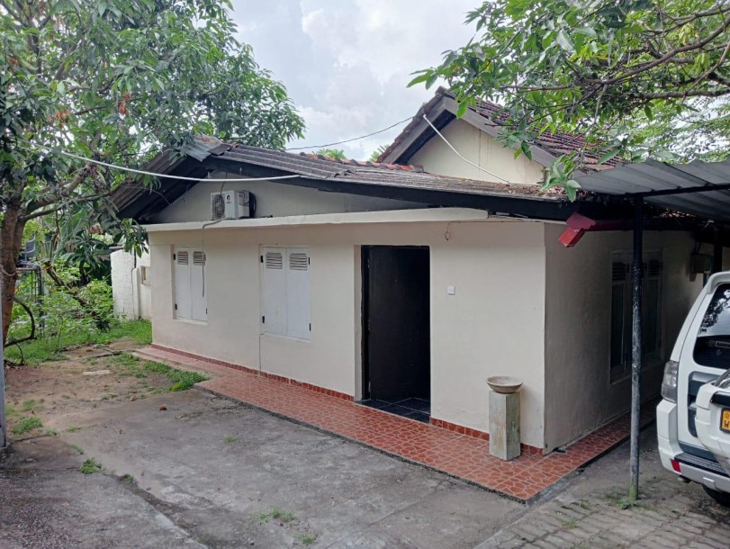 3-Bedroom House for Sale in Kalapaluwawa, Rajagiriya | LKR 24.31 Million  (HS5019)-2