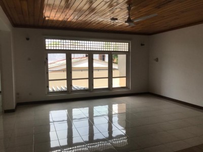 5-Bedroom House for Sale in Kohuwala, Anderson Road | LKR 105 Million (HS5012)-12