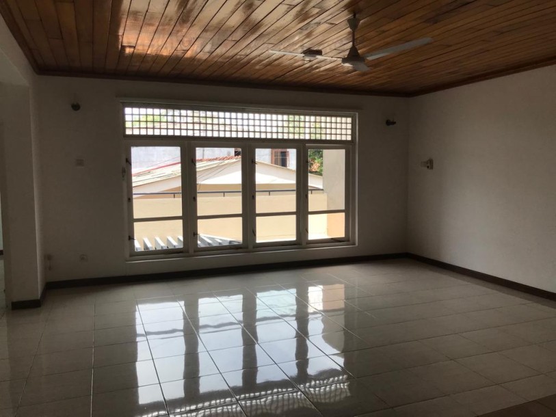 5-Bedroom House for Sale in Kohuwala, Anderson Road | LKR 105 Million (HS5012)-12