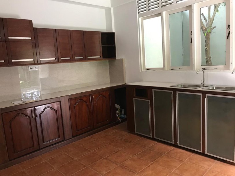 5-Bedroom House for Sale in Kohuwala, Anderson Road | LKR 105 Million (HS5012)-13