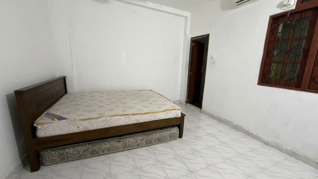 4-Bedroom House for Sale in Kalubowila | LKR 62 Million  (HS5016)-7