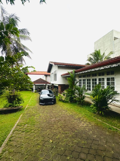 5BR Two-Storey House on 30 Perches for Sale in Maharagama | LKR 112.5 Million (HS5025)-1