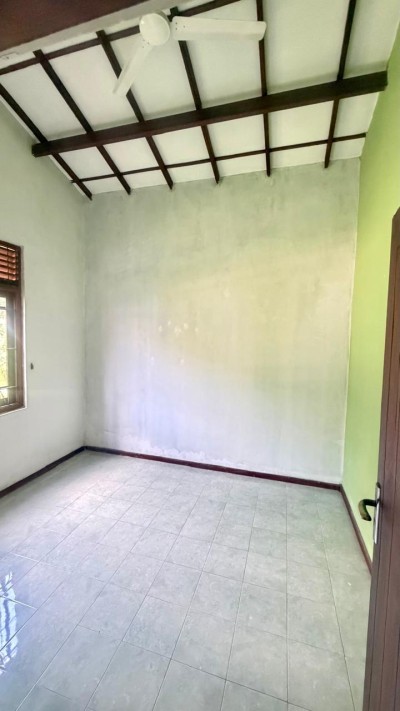 3 Bedroom House for Rent in Kalalgoda, Thalawathugoda | LKR 120,000 Per Month (HS5040)-4