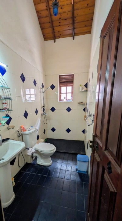 4 Bedroom Residential / Commercial Property for Sale in Colombo 05 | LKR 179 Million (Negotiable) (HS5039)-5